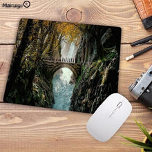 Load image into Gallery viewer, Middle Eart